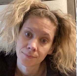 Does DRYNESS cause FRIZZ