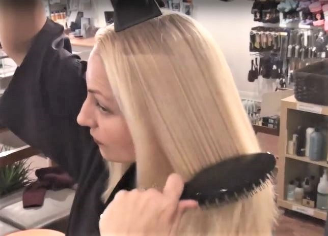 Blow drying with a Grooming Paddle plus